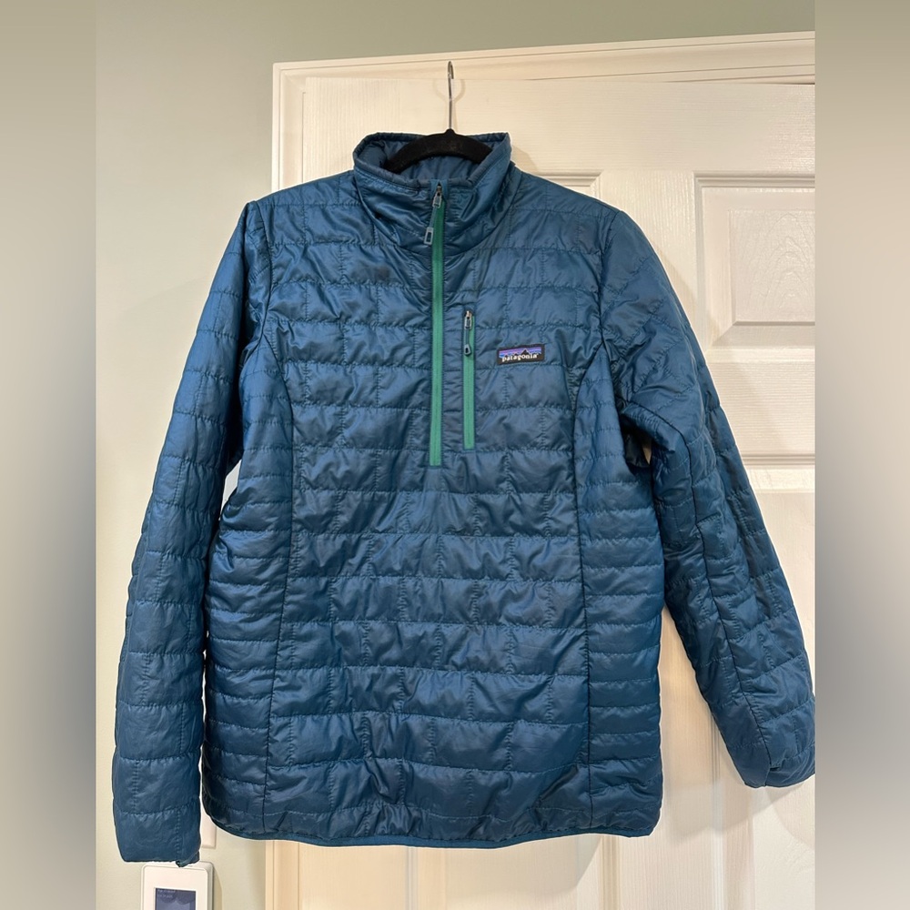 Patagonia Women's Nano Puff pullover